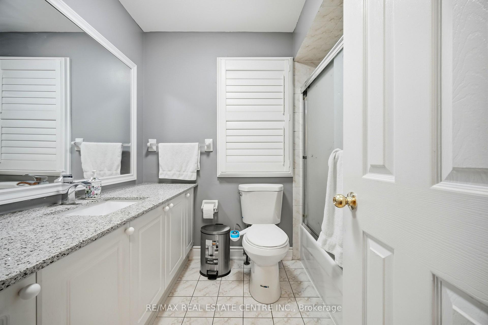 Photo 25 of 6 Mannel Crescent, Brampton, Fletcher's West — HOMEH