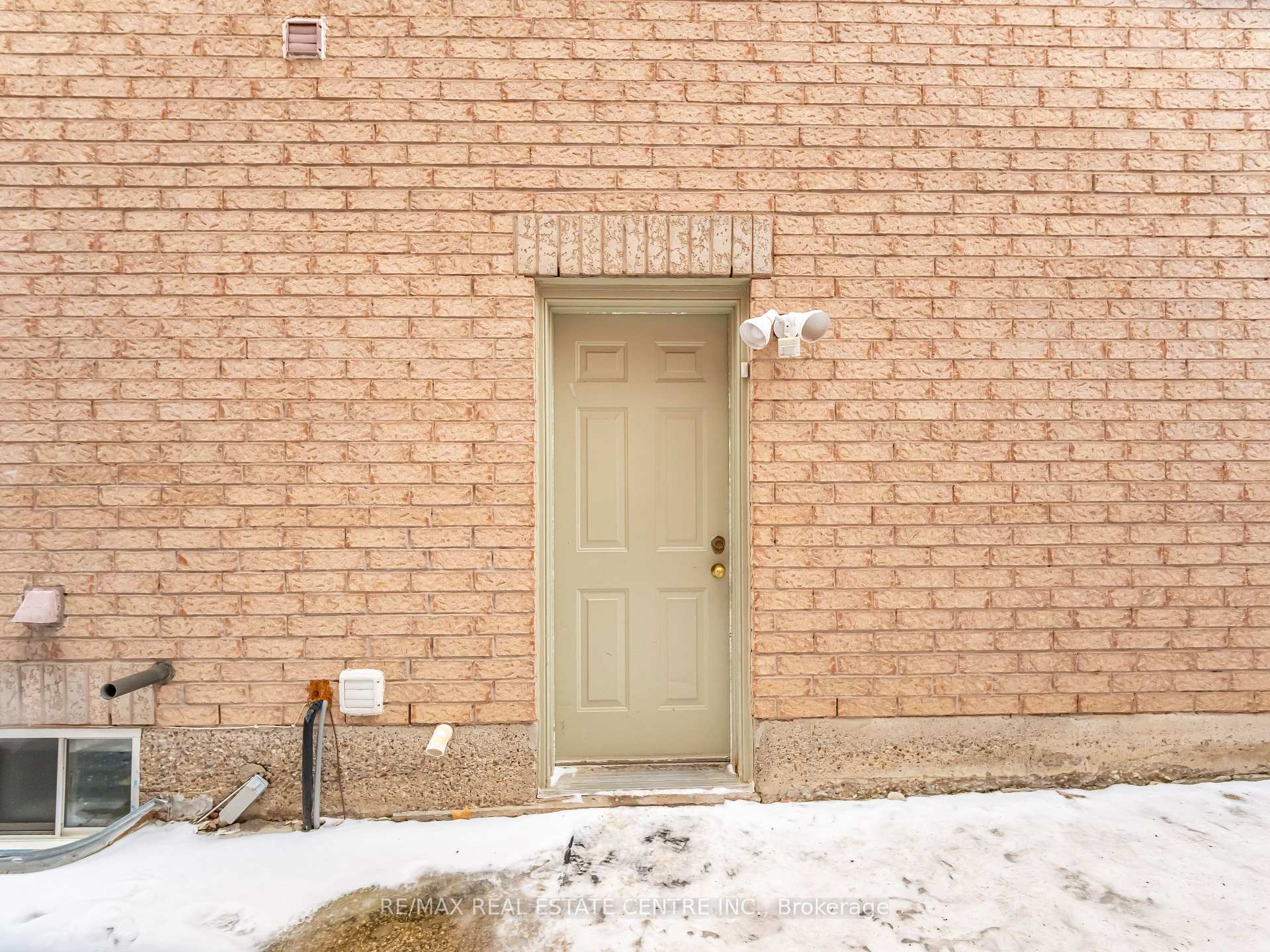 Photo 35 of 6 Mannel Crescent, Brampton, Fletcher's West — HOMEH