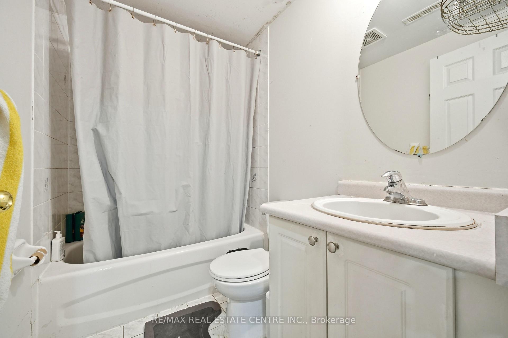 Photo 47 of 6 Mannel Crescent, Brampton, Fletcher's West — HOMEH