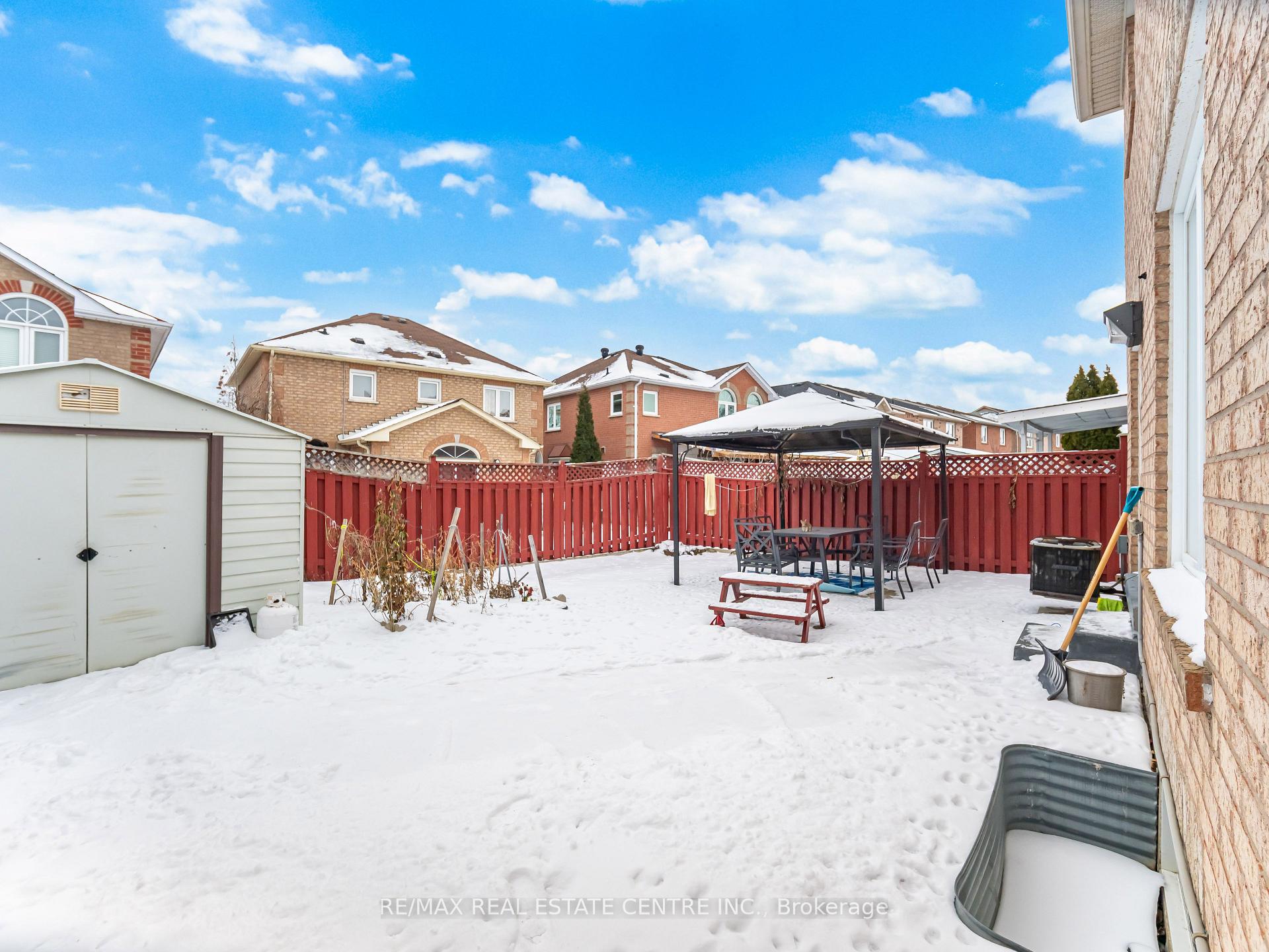 Photo 48 of 6 Mannel Crescent, Brampton, Fletcher's West — HOMEH