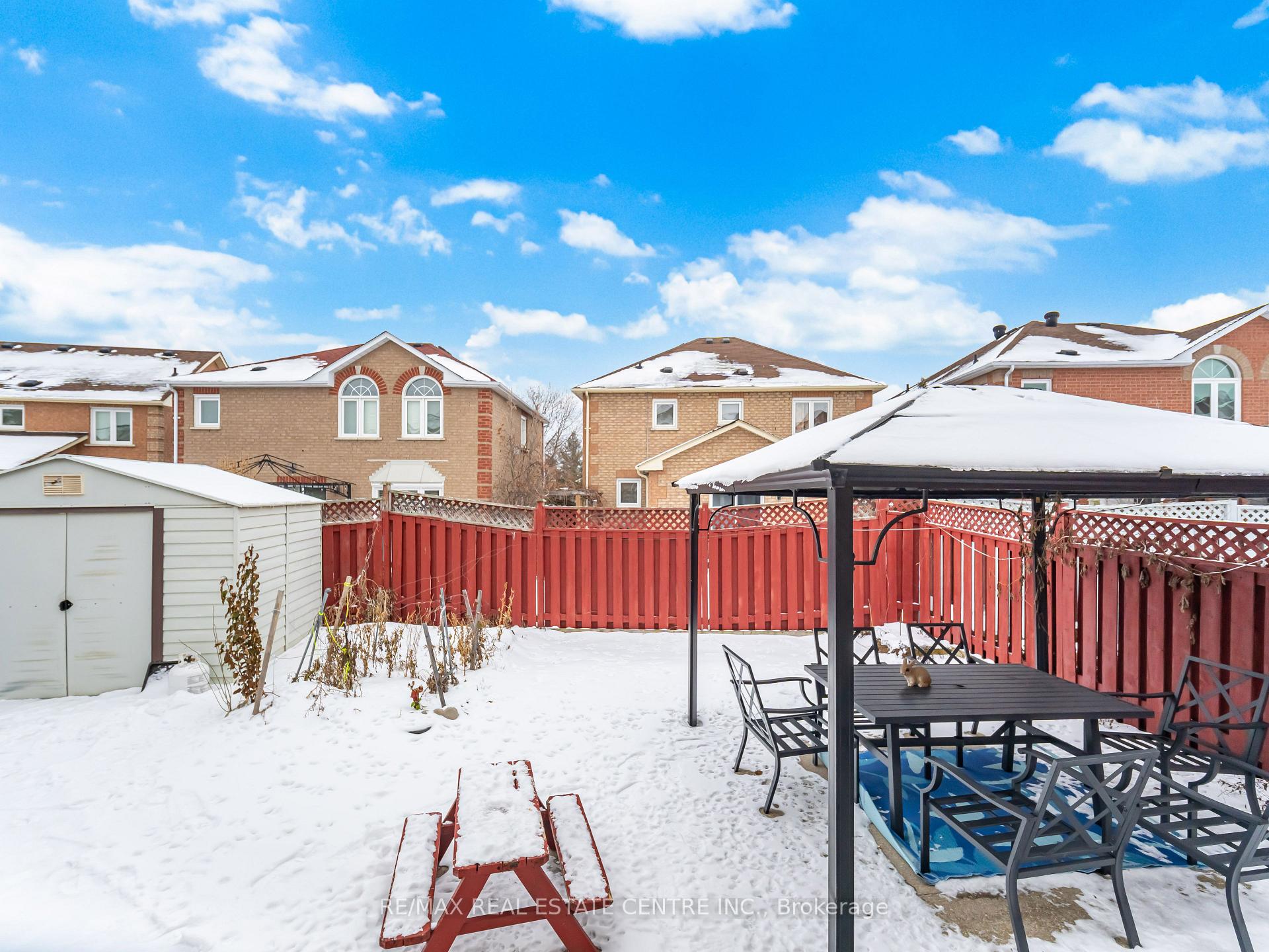 Photo 49 of 6 Mannel Crescent, Brampton, Fletcher's West — HOMEH