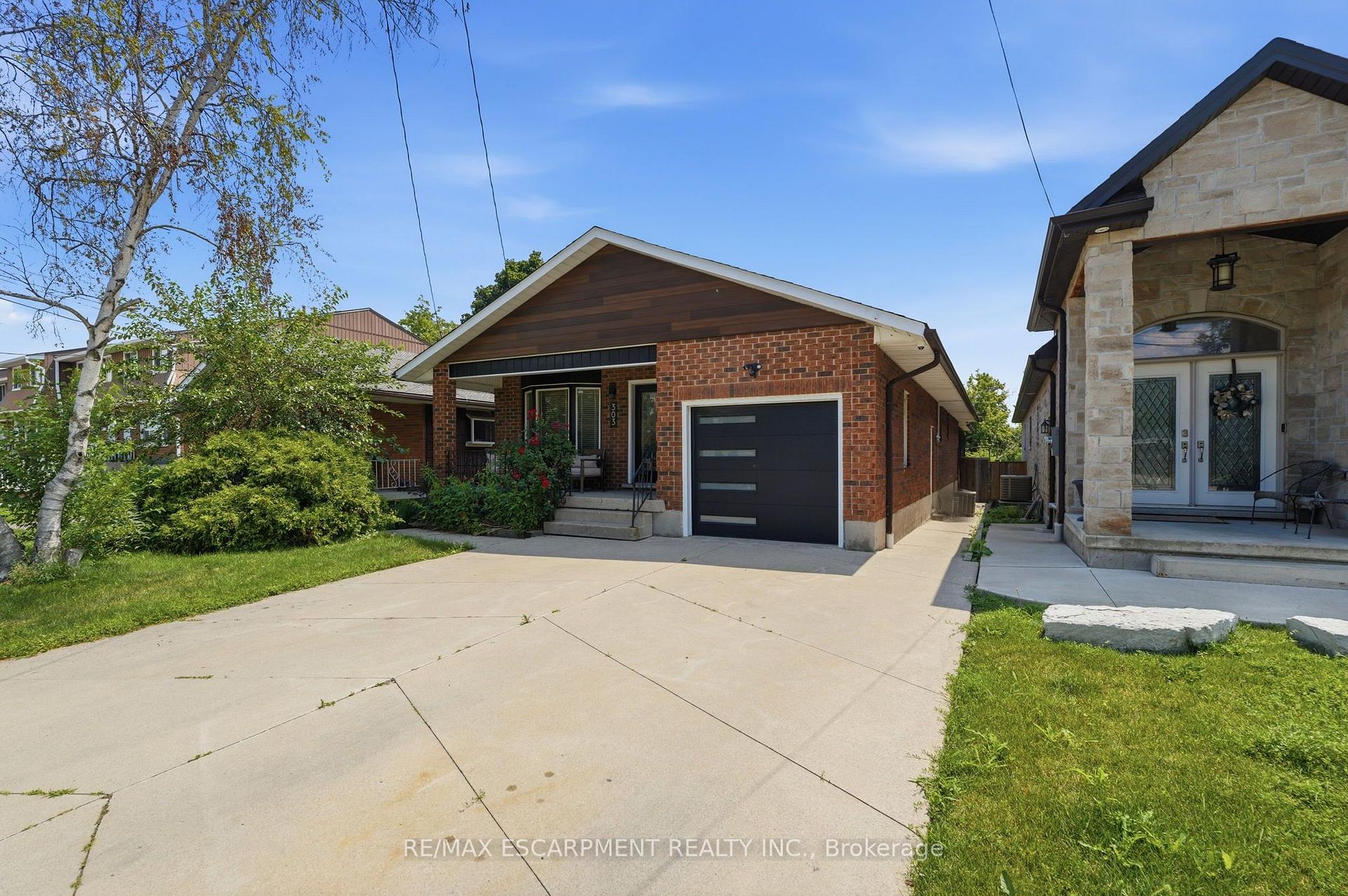 Photo 3 of Unit LOWER, 303 Caledon Avenue, Hamilton, Rolston — HOMEH