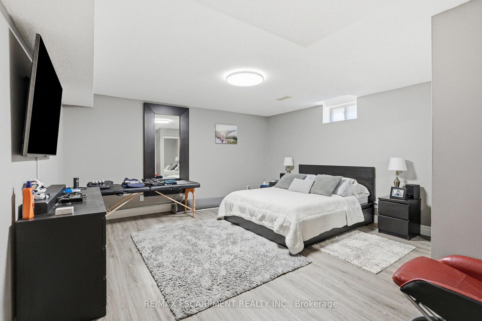 Photo 20 of Unit LOWER, 303 Caledon Avenue, Hamilton, Rolston — HOMEH