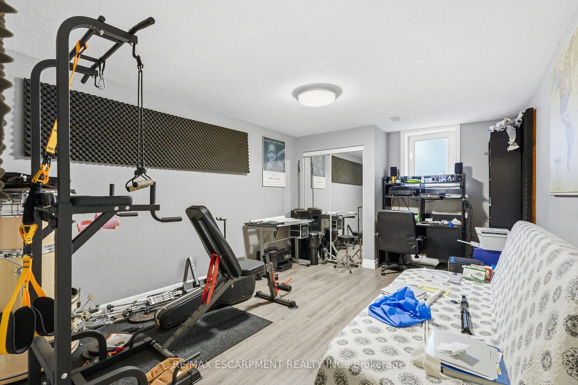 Photo 23 of Unit LOWER, 303 Caledon Avenue, Hamilton, Rolston — HOMEH