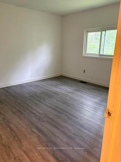 Photo 5 of Unit 4, 174 Borland Street E, Orillia — HOMEH