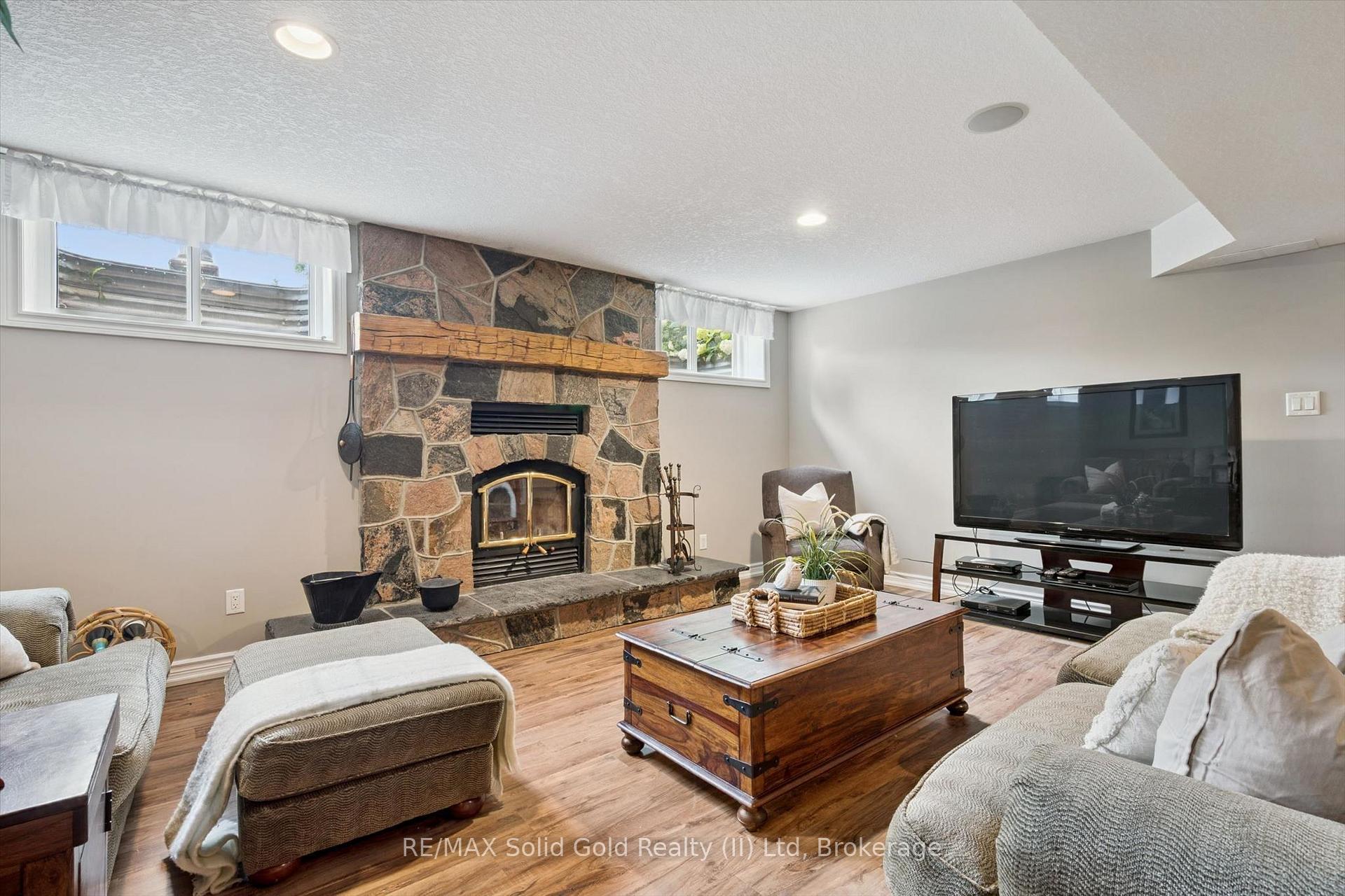 Photo 32 of 2800 Moser Young Road, Wellesley — HOMEH