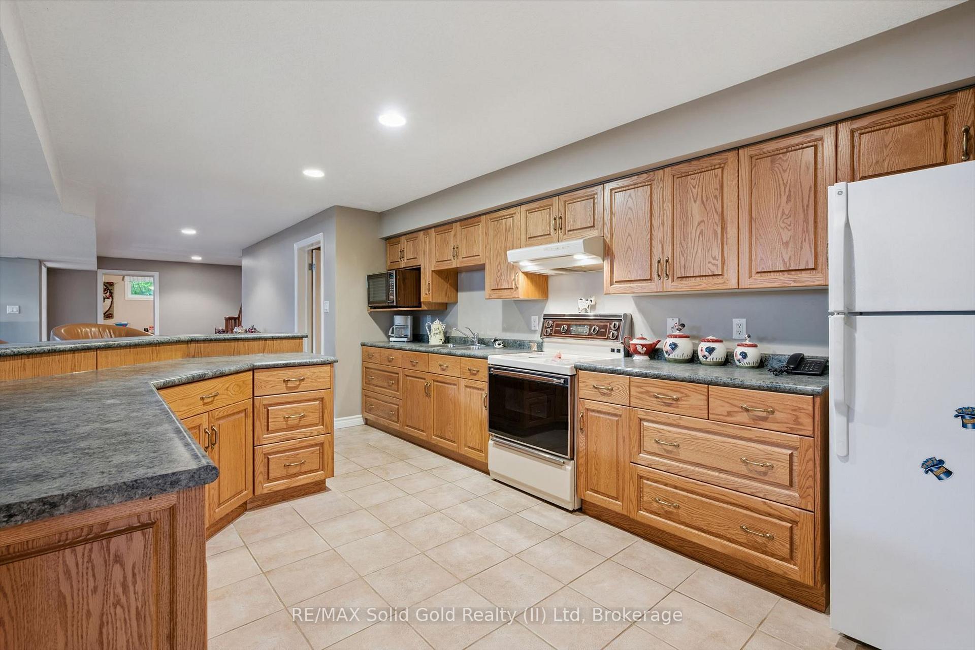 Photo 35 of 2800 Moser Young Road, Wellesley — HOMEH