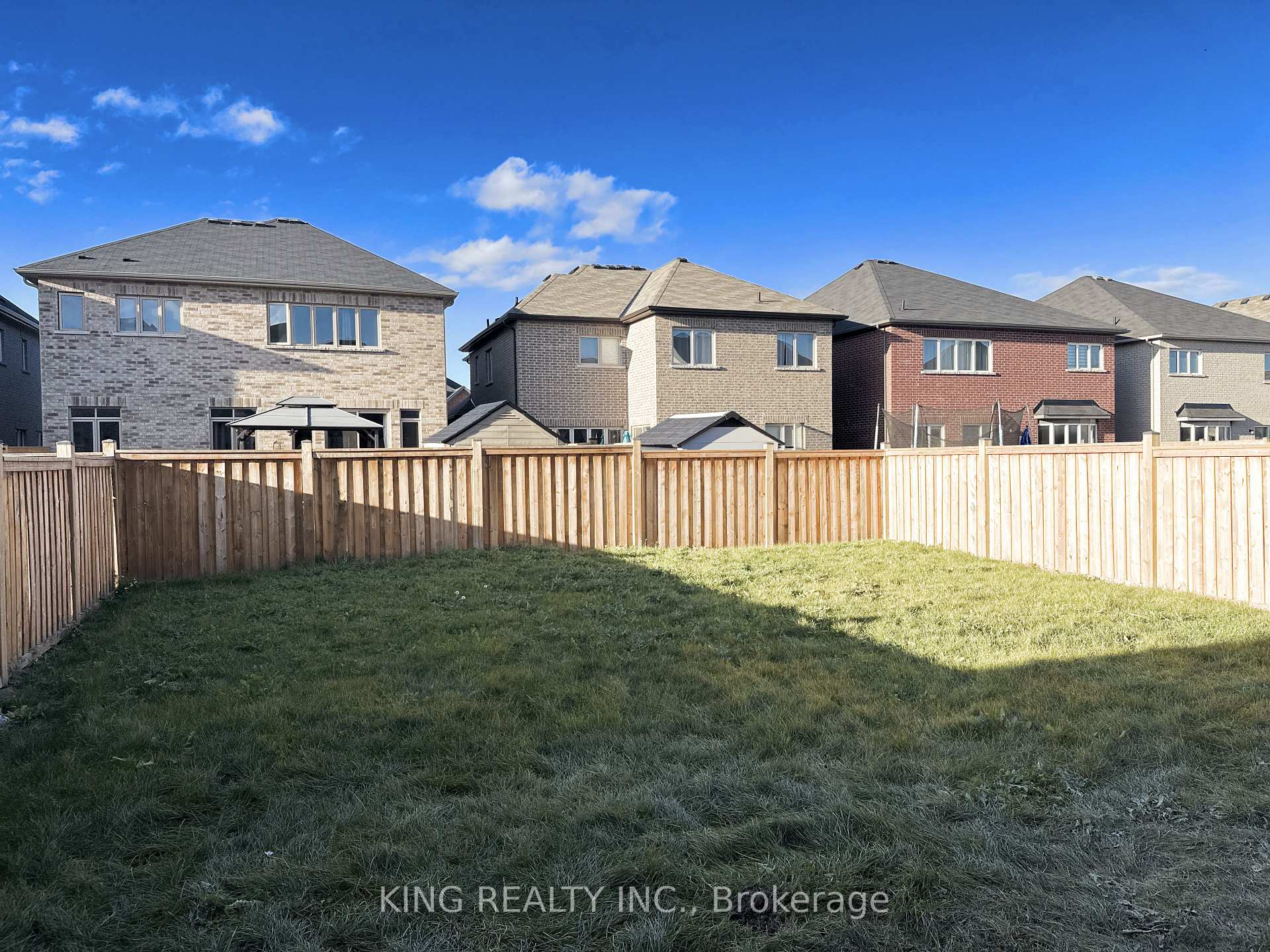 Photo 4 of Unit Basement, 1012 Barton Way, Innisfil, Rural Innisfil — HOMEH