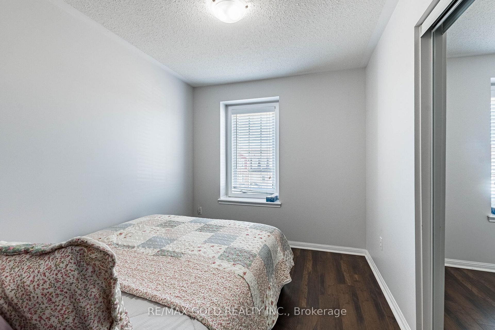 Photo 29 of 50 Ganton Heights, Brampton, Northwest Brampton — HOMEH