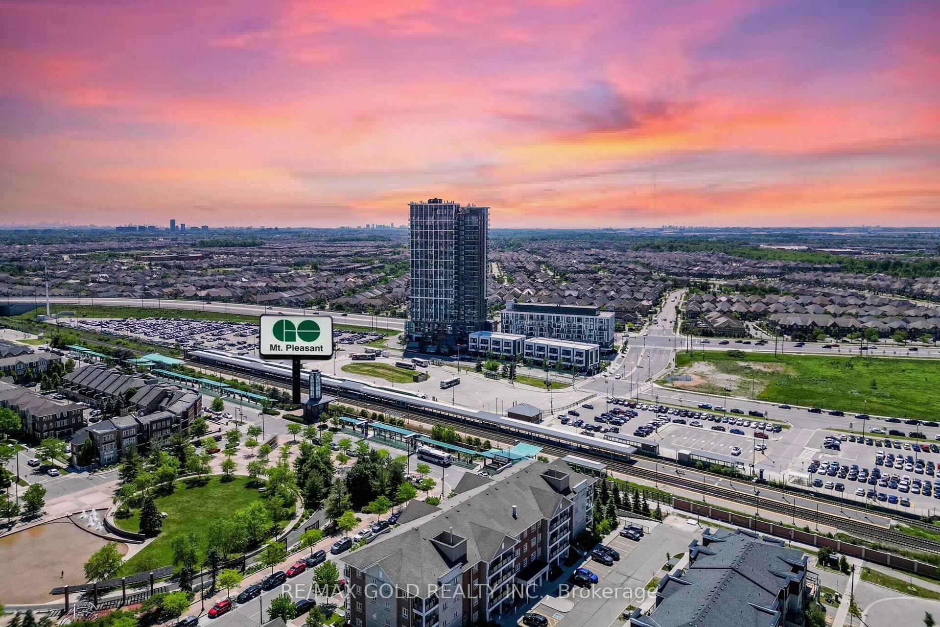 Photo 35 of 50 Ganton Heights, Brampton, Northwest Brampton — HOMEH