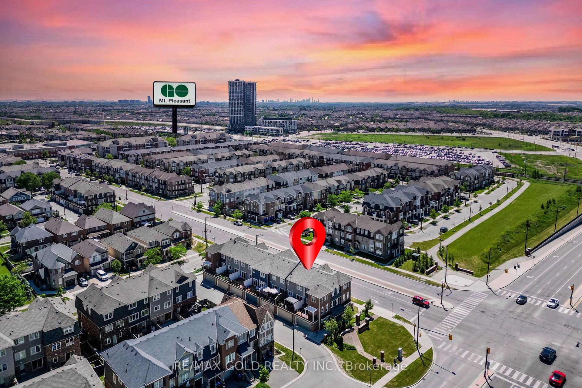Photo 36 of 50 Ganton Heights, Brampton, Northwest Brampton — HOMEH