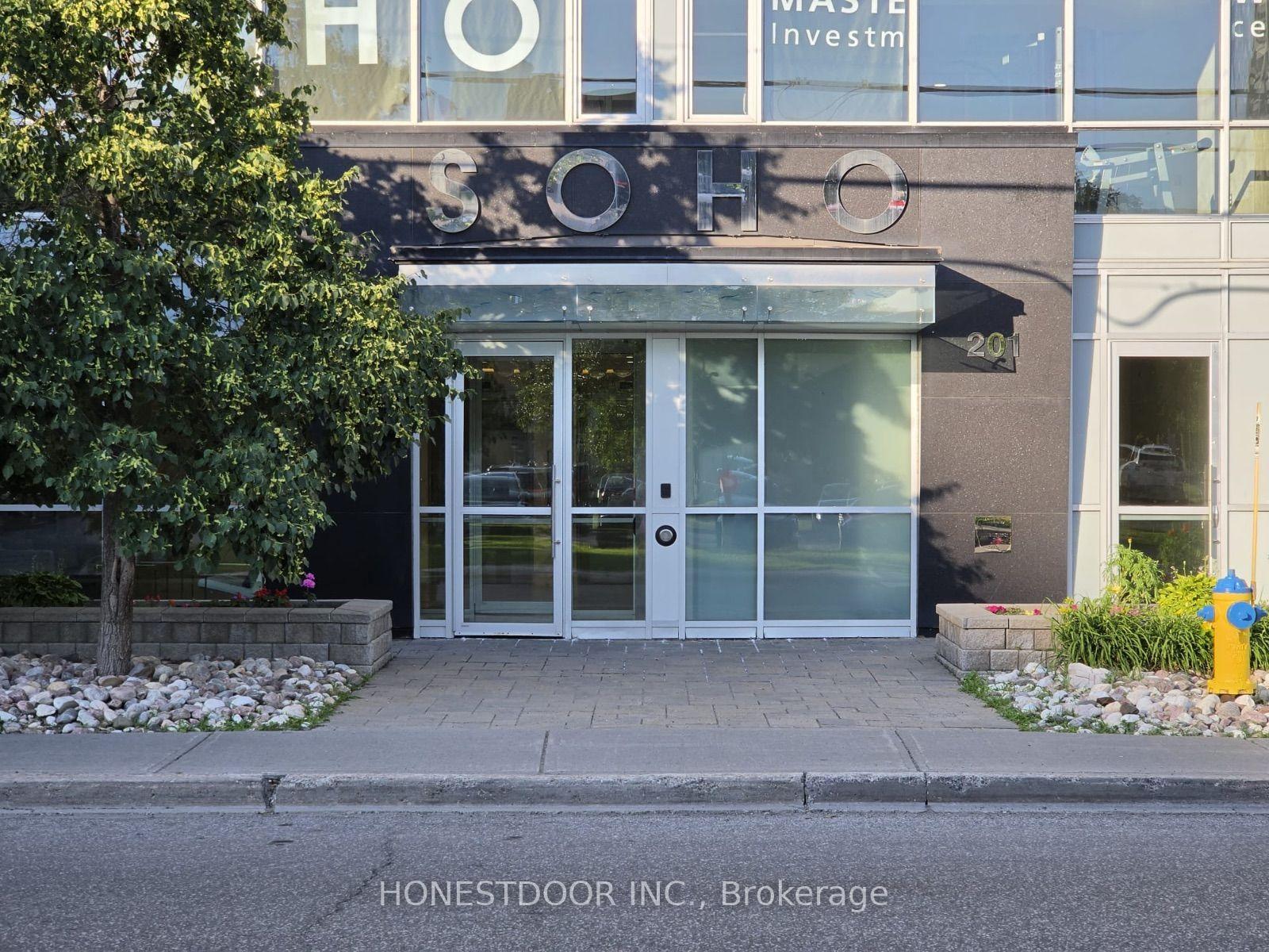 Front of Unit 1504, 201 Parkdale Avenue