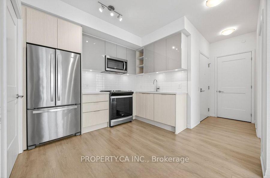 Photo 5 of Unit 1720, 50 Dunfield Avenue, Toronto, Mount Pleasant West — HOMEH
