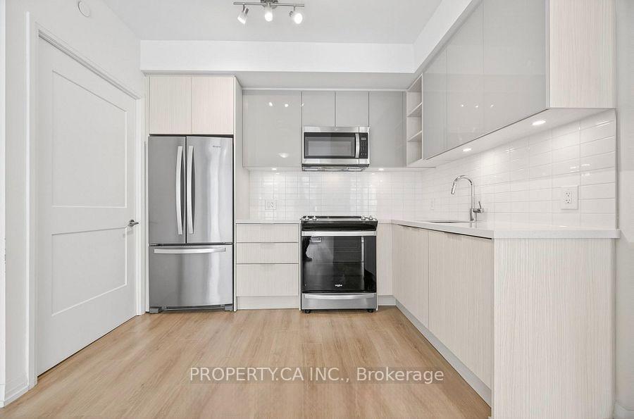 Photo 6 of Unit 1720, 50 Dunfield Avenue, Toronto, Mount Pleasant West — HOMEH