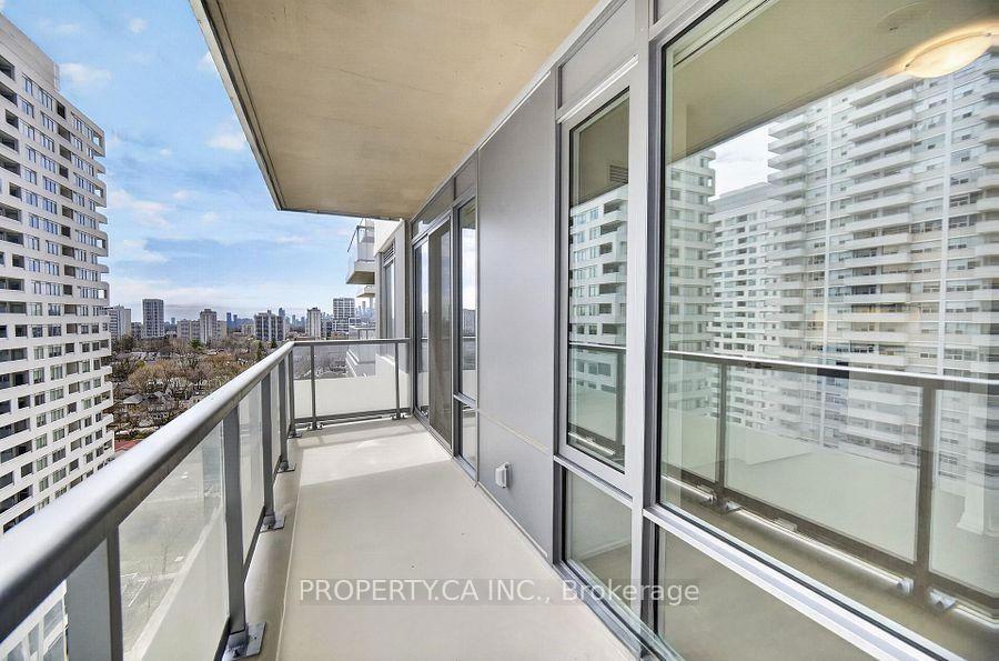 Photo 15 of Unit 1720, 50 Dunfield Avenue, Toronto, Mount Pleasant West — HOMEH