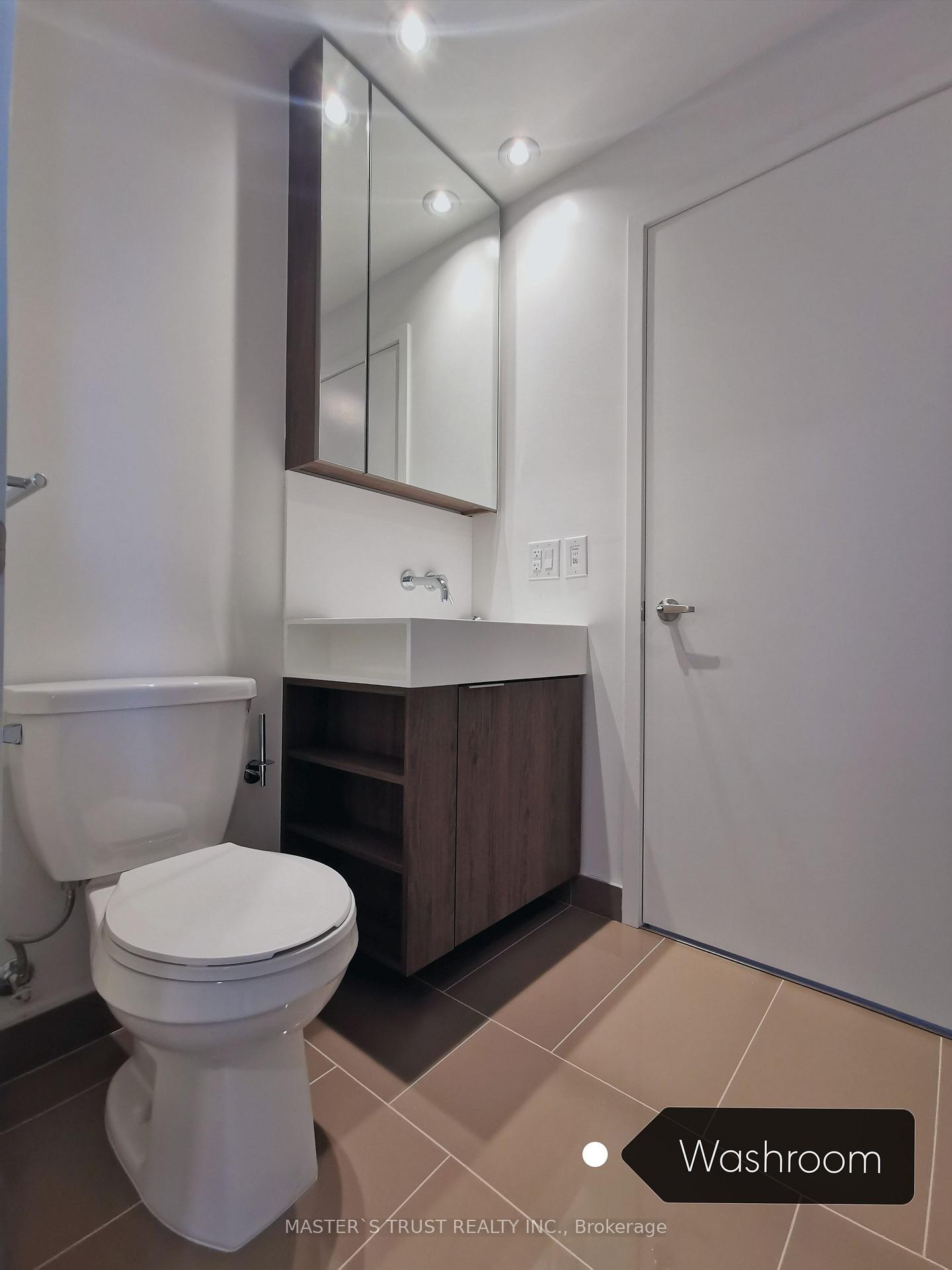 Photo 5 of Unit 3207, 15 Lower Jarvis Street, Toronto, Waterfront Communities — HOMEH