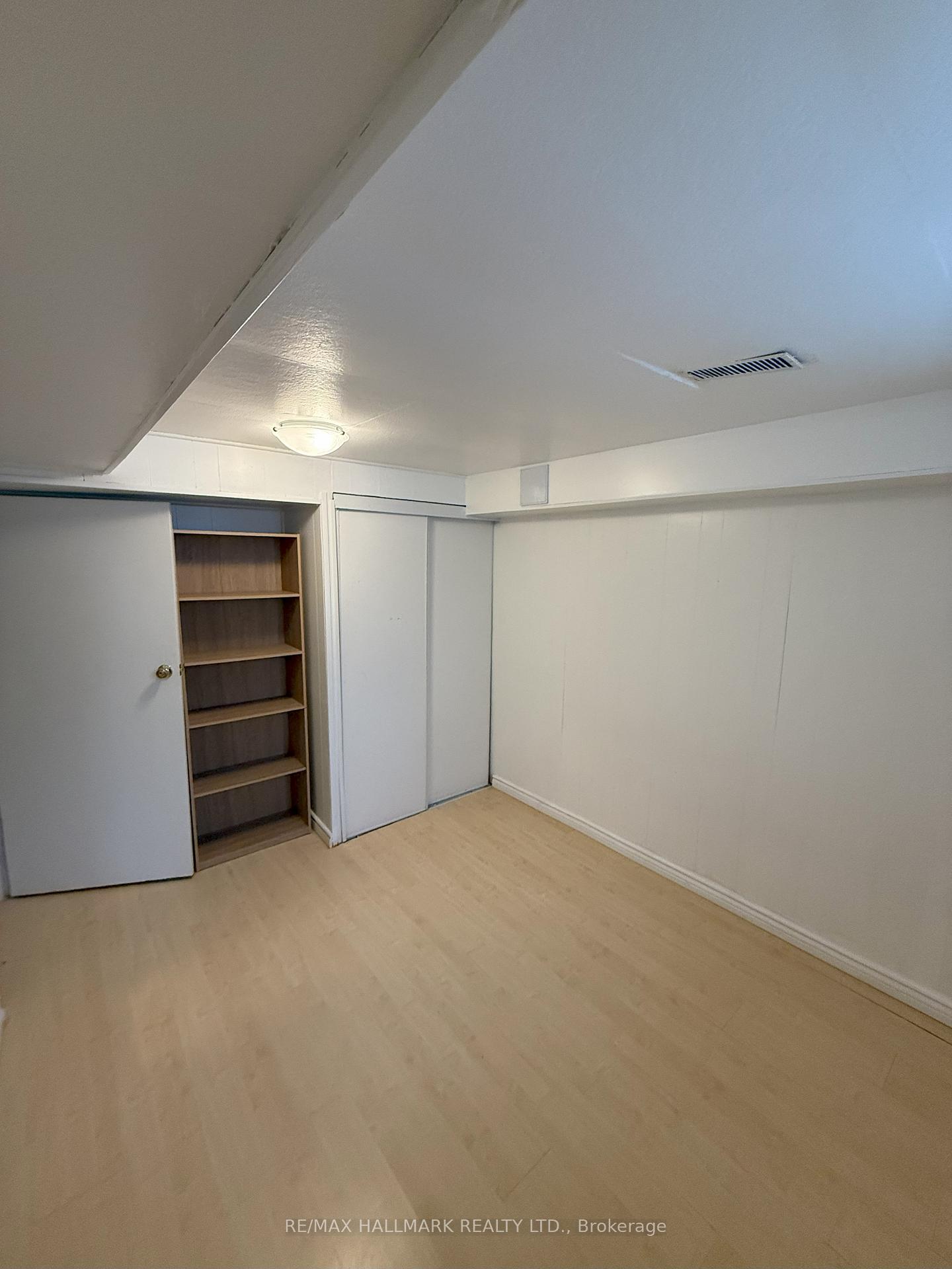 Photo 10 of Unit Lower Level, 83 Sexton Crescent, North York, Hillcrest Village — HOMEH
