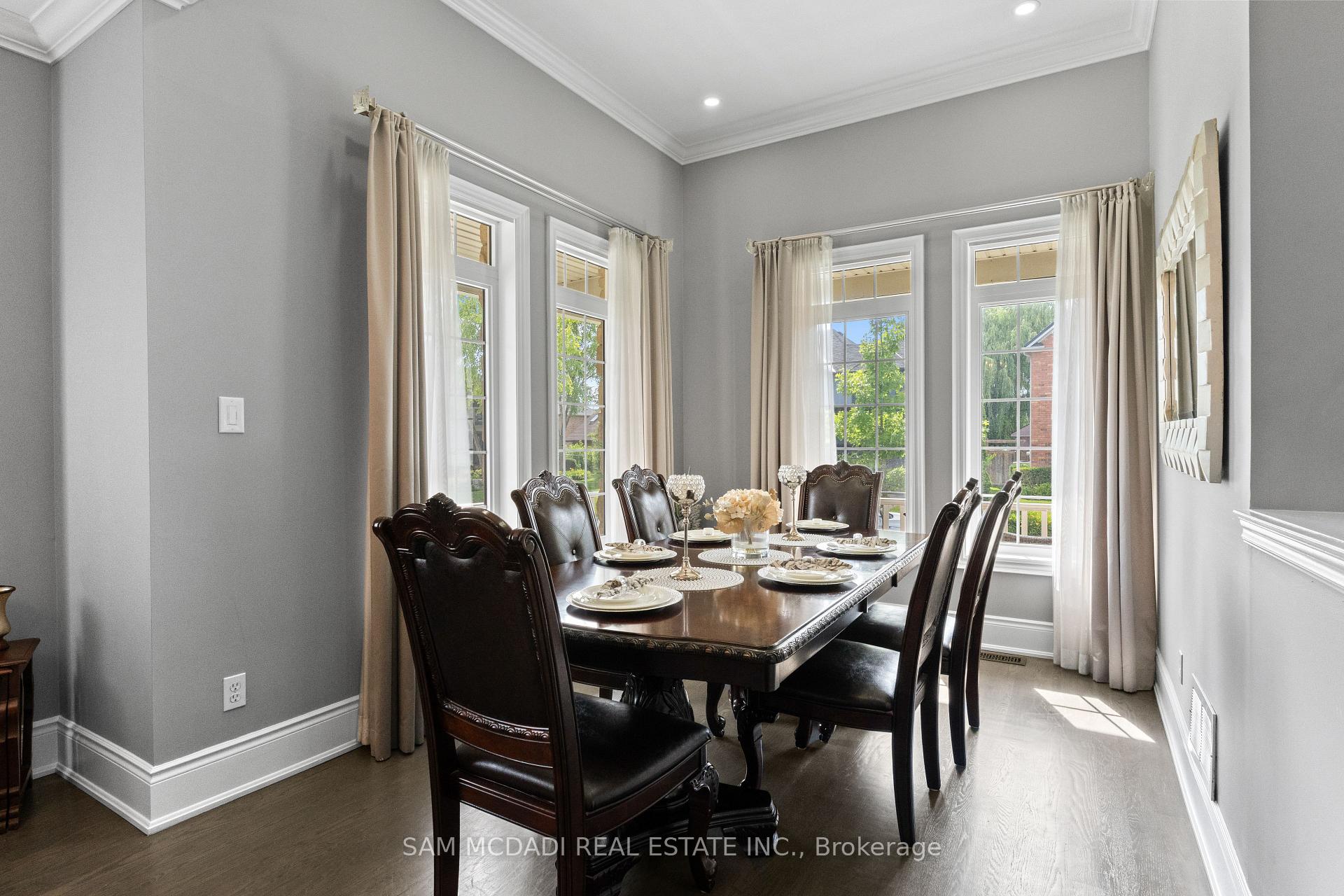 Photo 29 of 29 Delrosa Way, Hamilton, Stoney Creek — HOMEH
