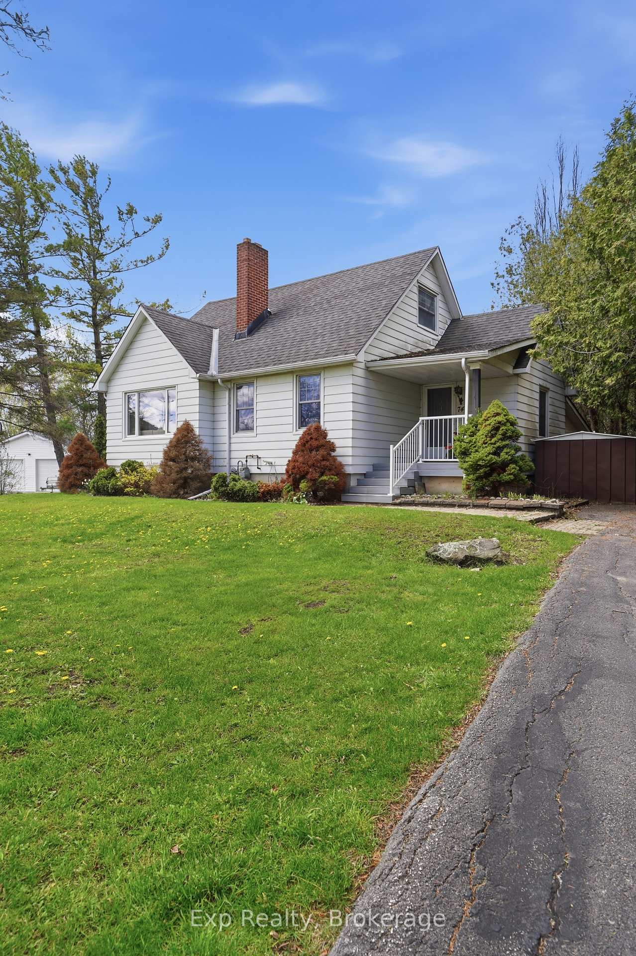 Photo 6 of 74 Sidney Street, Belleville, Belleville Ward — HOMEH