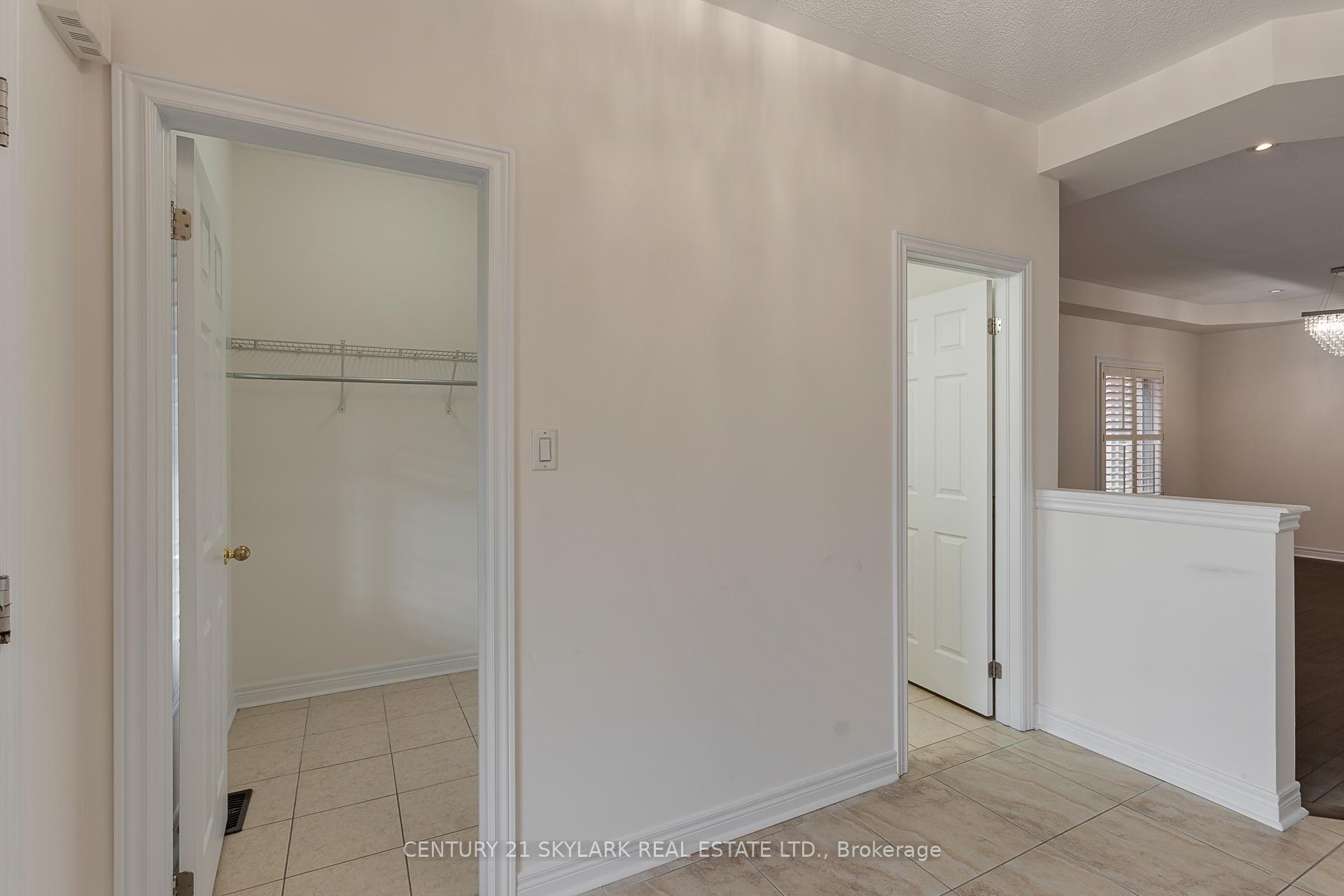 Photo 6 of Unit Upstairs, 94 Bayhampton Drive, Brampton, Vales of Castlemore — HOMEH