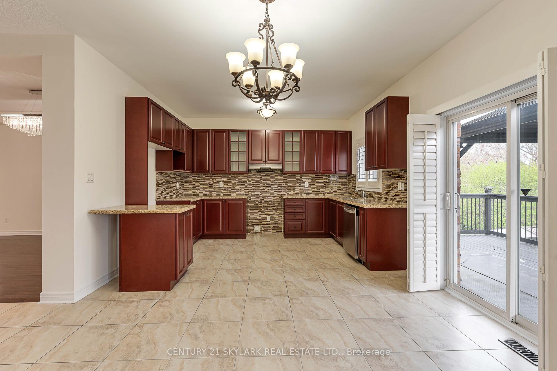 Photo 13 of Unit Upstairs, 94 Bayhampton Drive, Brampton, Vales of Castlemore — HOMEH