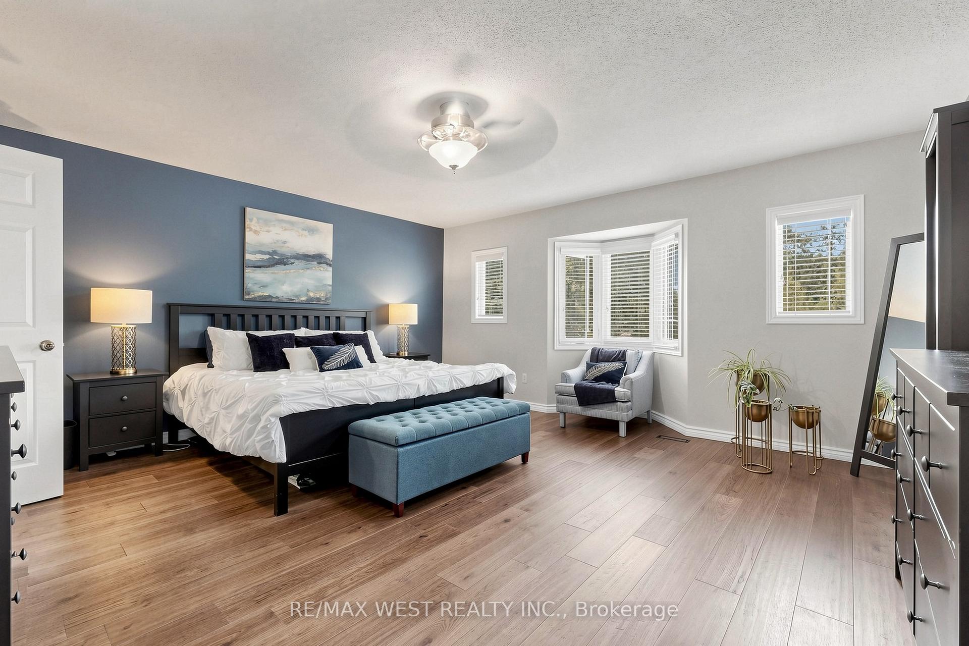 Photo 21 of 1931 Fairport Road, Pickering, Dunbarton — HOMEH