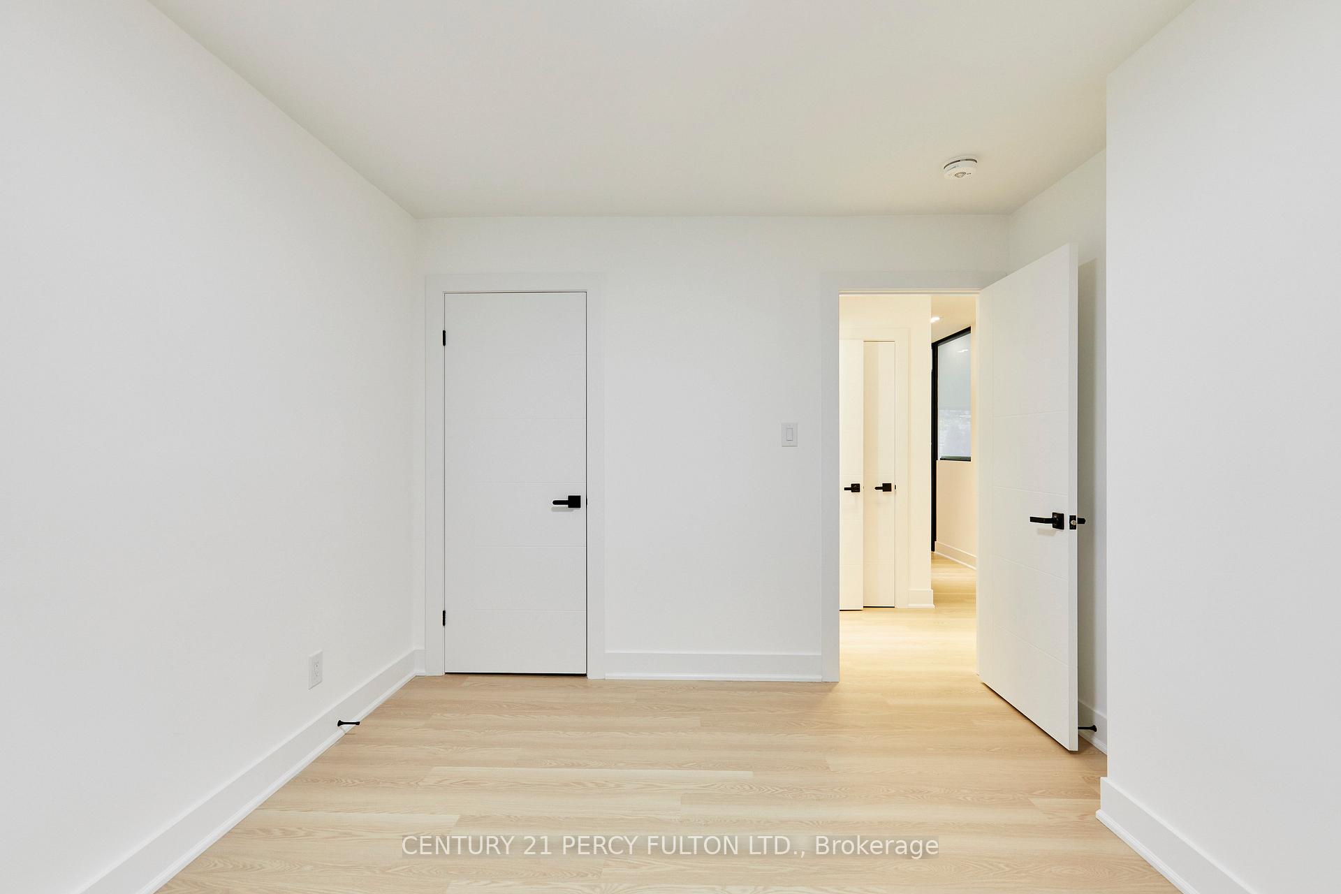 Photo 16 of 56 Broadlands Boulevard, North York, Parkwoods-Donalda — HOMEH