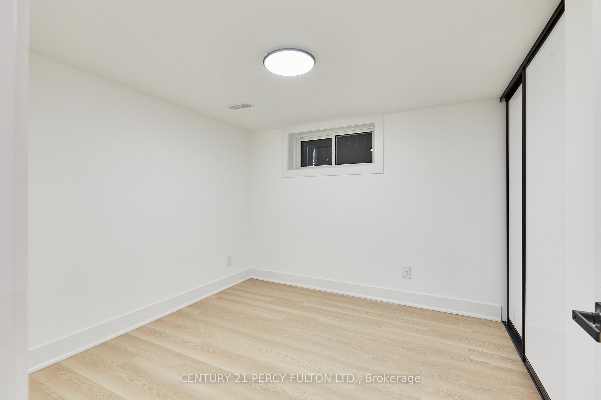 Photo 26 of 56 Broadlands Boulevard, North York, Parkwoods-Donalda — HOMEH