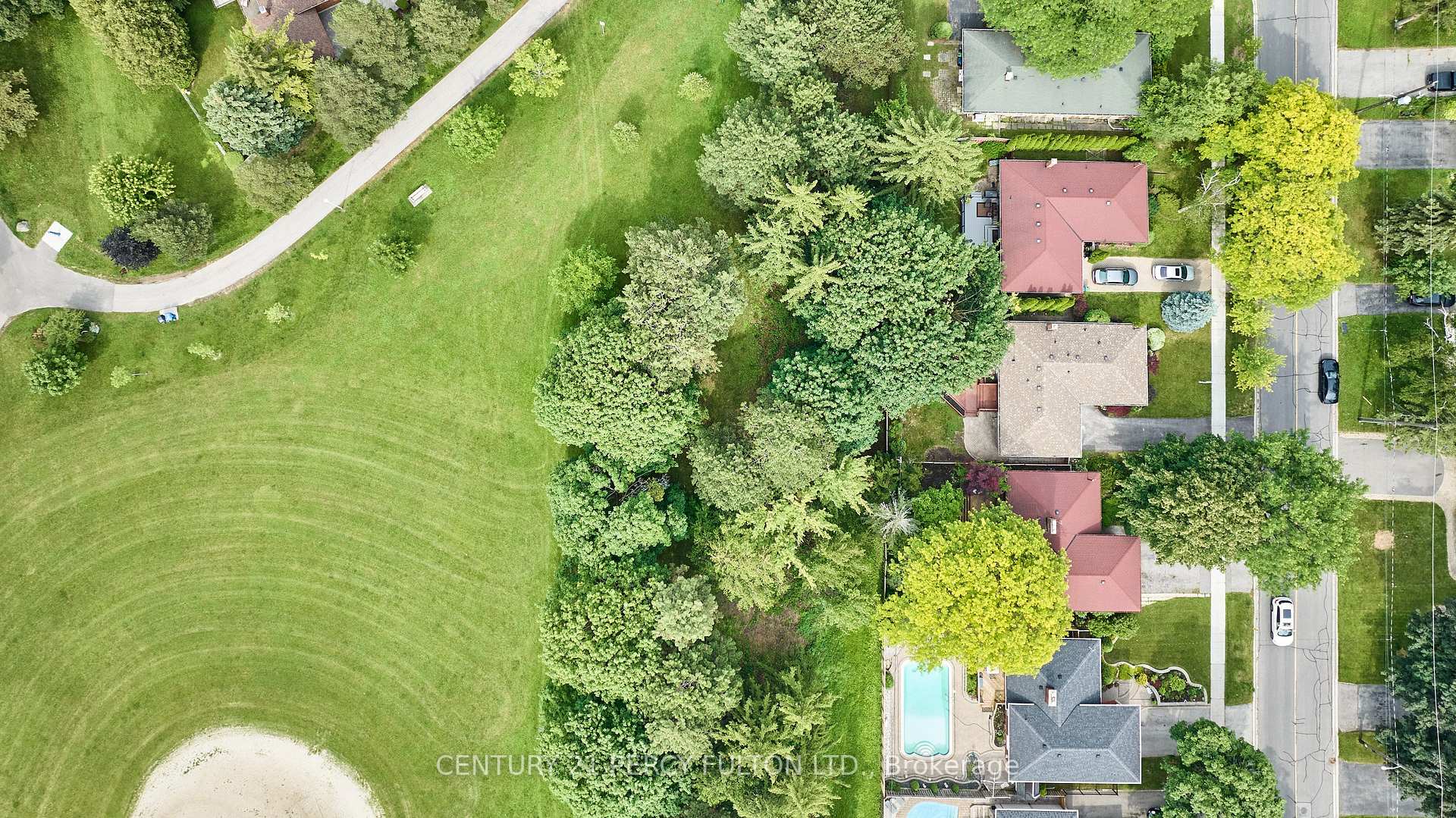 Photo 39 of 56 Broadlands Boulevard, North York, Parkwoods-Donalda — HOMEH