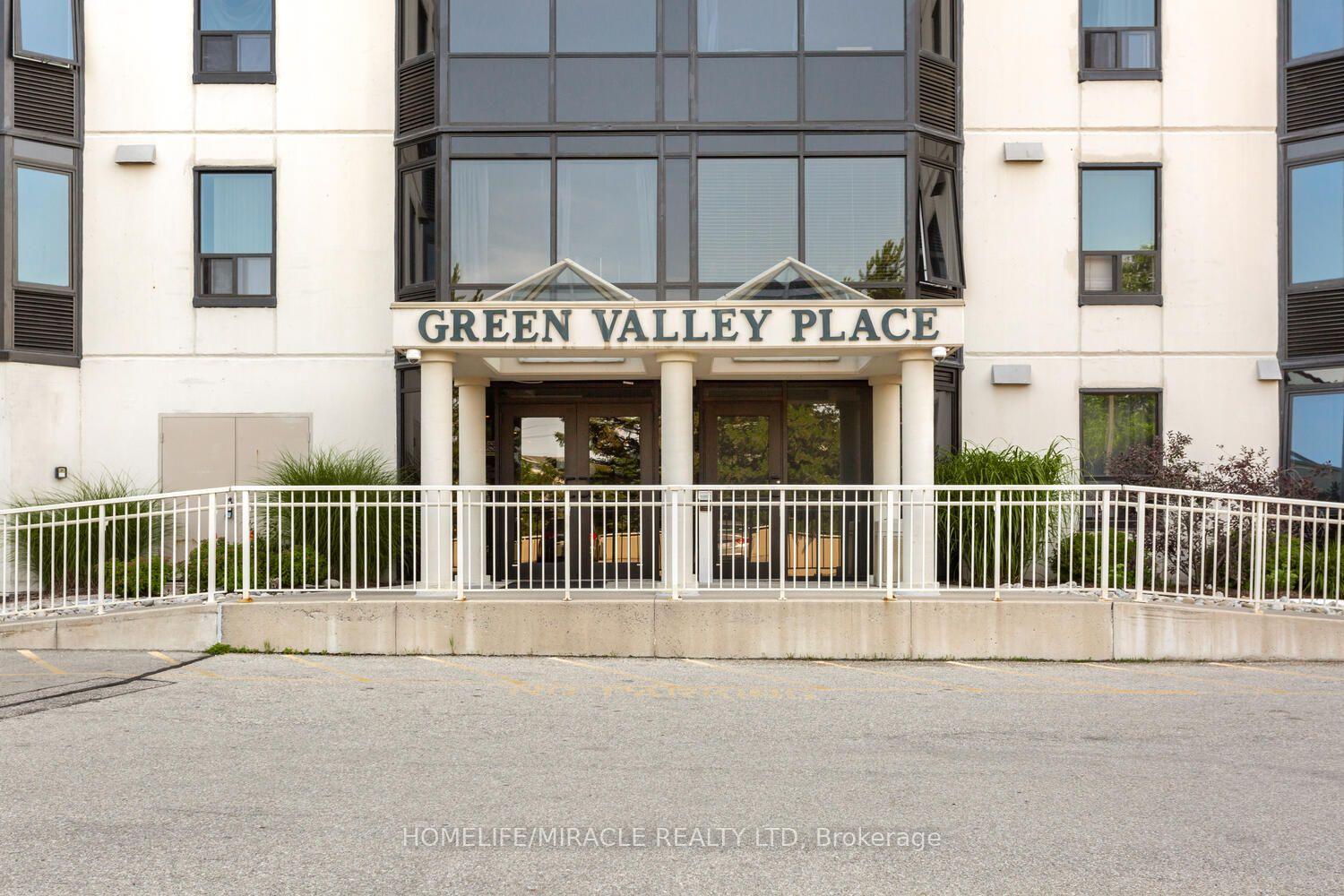 Photo 3 of Unit 1705, 35 Green Valley Drive, Kitchener, Pioneer Park — HOMEH