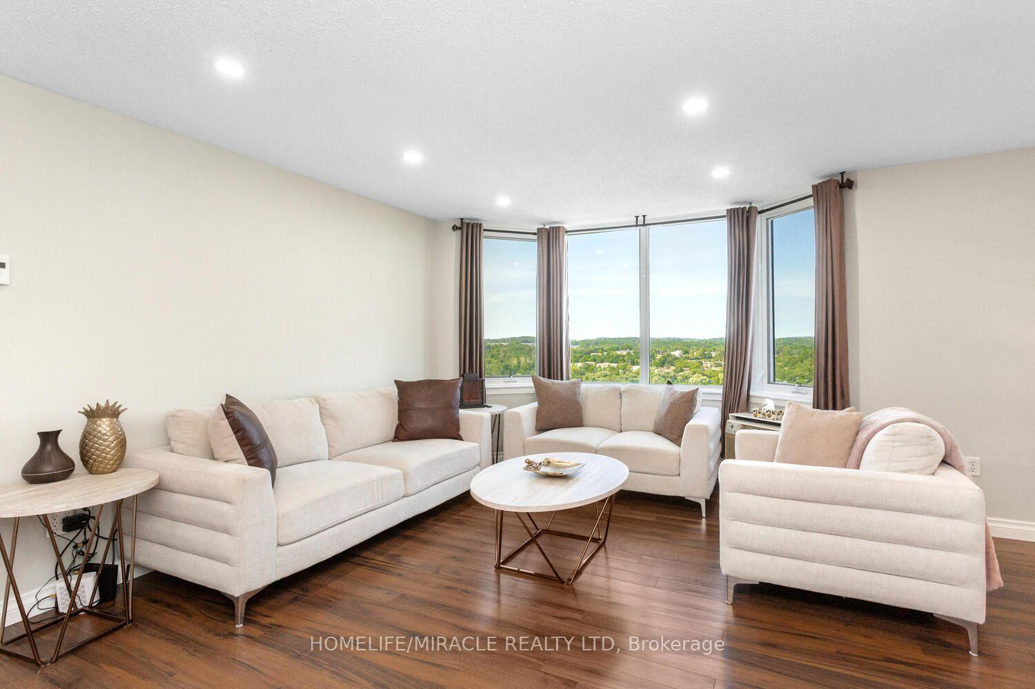 Photo 12 of Unit 1705, 35 Green Valley Drive, Kitchener, Pioneer Park — HOMEH