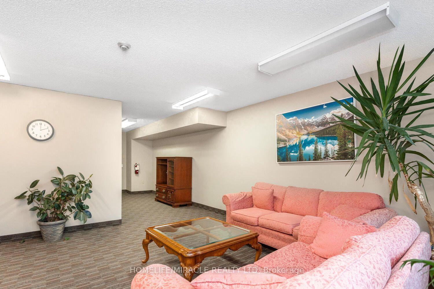 Photo 49 of Unit 1705, 35 Green Valley Drive, Kitchener, Pioneer Park — HOMEH