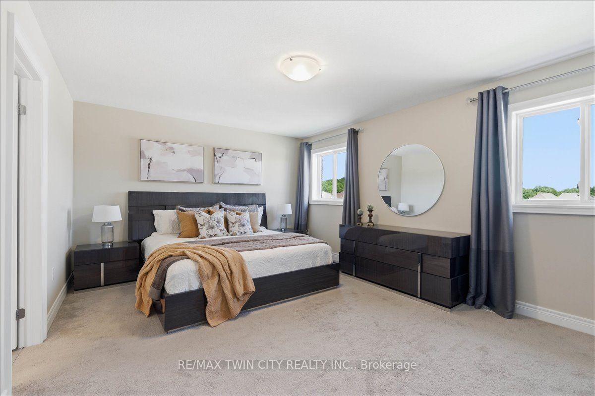 Photo 22 of 787 Snowberry Court, Waterloo, Columbia Forest/Clair Hills — HOMEH