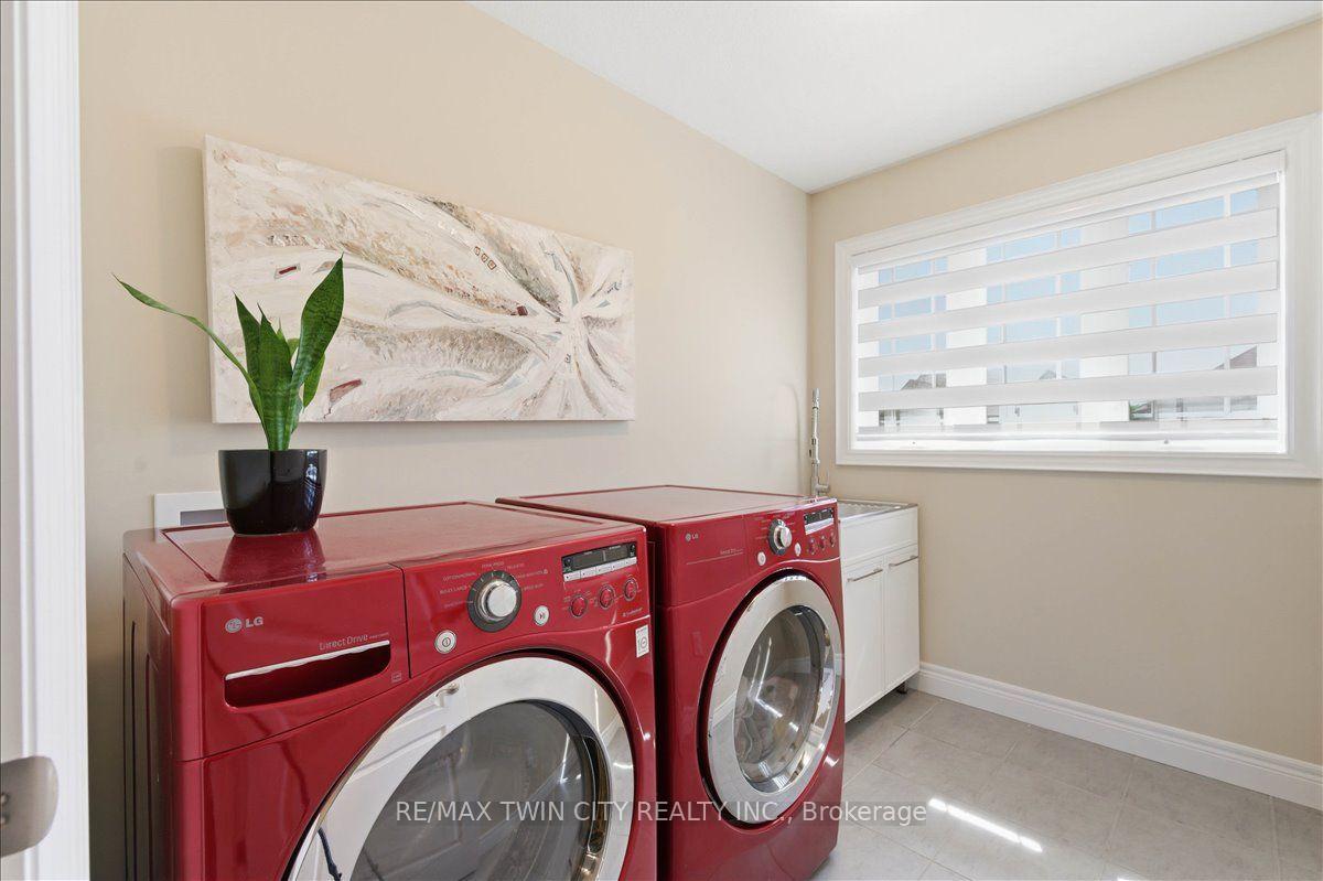 Photo 36 of 787 Snowberry Court, Waterloo, Columbia Forest/Clair Hills — HOMEH