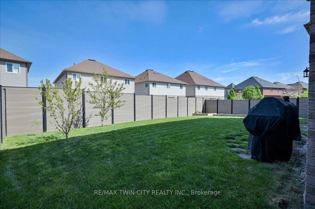 Photo 37 of 787 Snowberry Court, Waterloo, Columbia Forest/Clair Hills — HOMEH