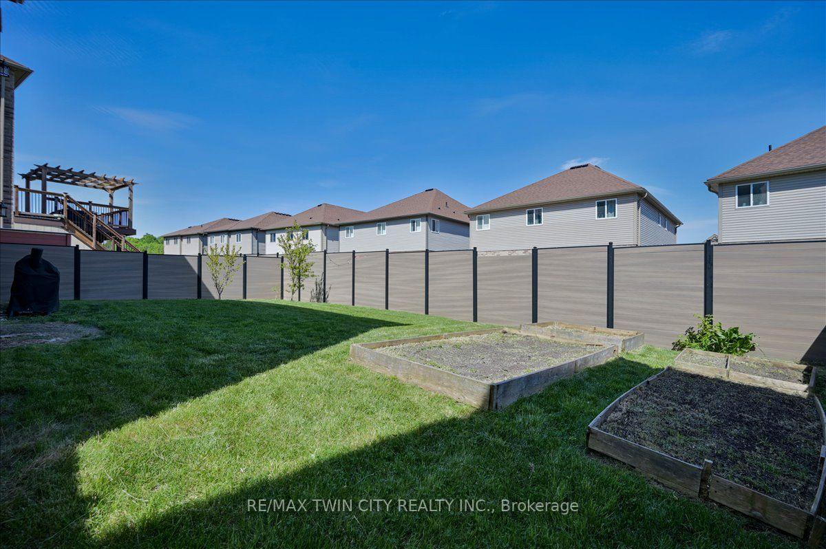 Photo 38 of 787 Snowberry Court, Waterloo, Columbia Forest/Clair Hills — HOMEH
