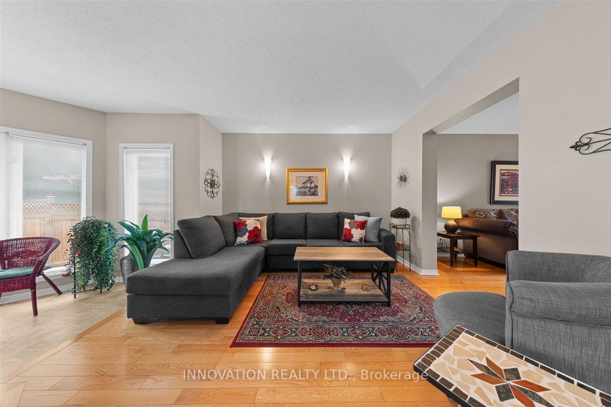 Photo 6 of 183 Equestrian Drive, Ottawa, Kanata - Bridlewood — HOMEH