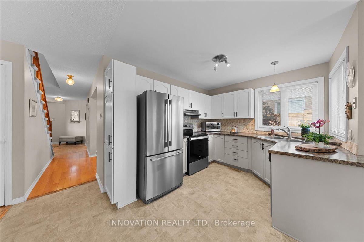 Photo 14 of 183 Equestrian Drive, Ottawa, Kanata - Bridlewood — HOMEH