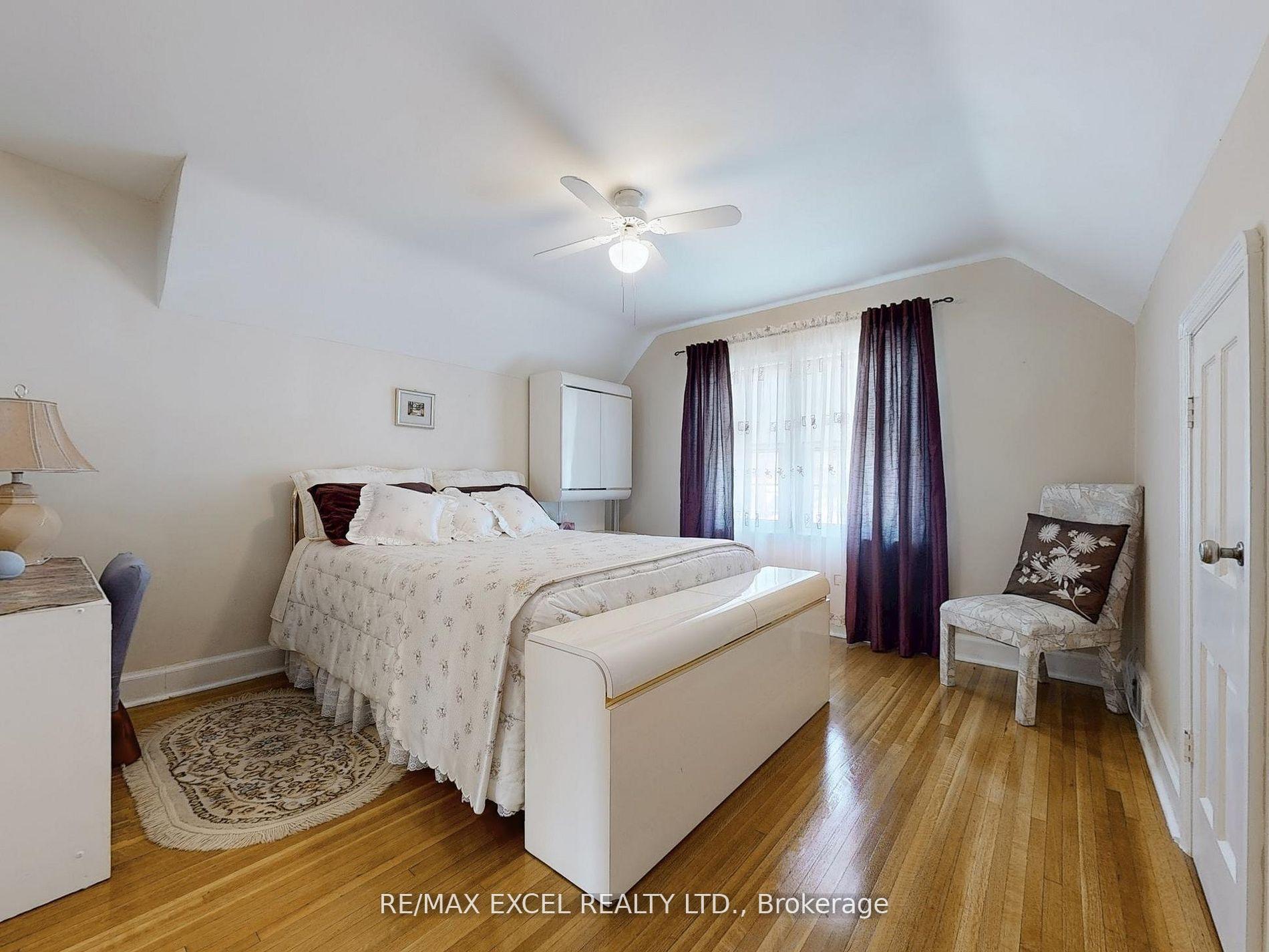 Photo 22 of 341 Richmond Street E, Oshawa, O'Neill — HOMEH