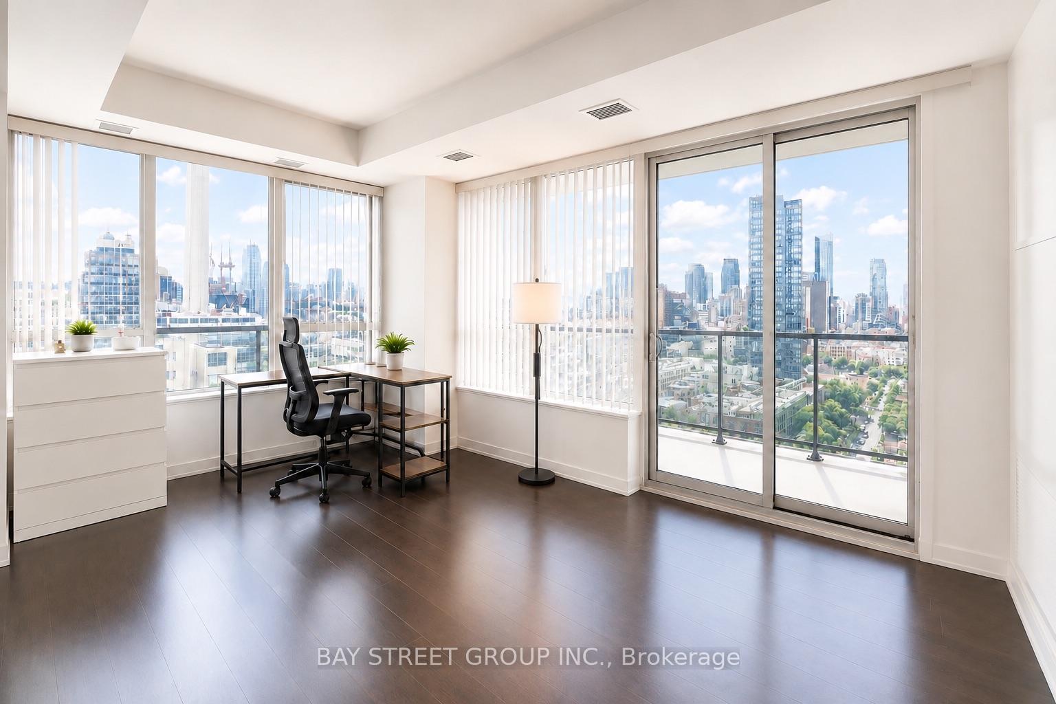 Photo 3 of Unit 1607, 181 Huron Street, Toronto, Kensington-Chinatown — HOMEH