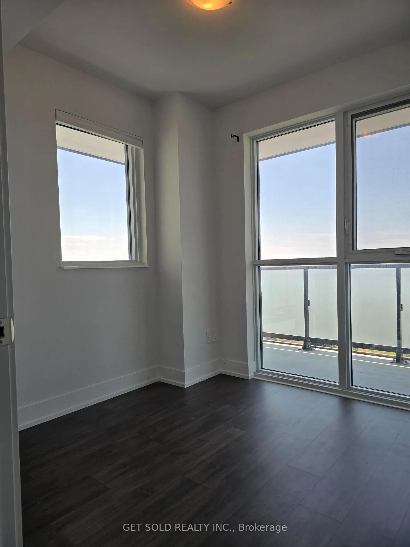 Photo 10 of Unit 17, 2550 Simcoe Street N, Oshawa, Windfields — HOMEH
