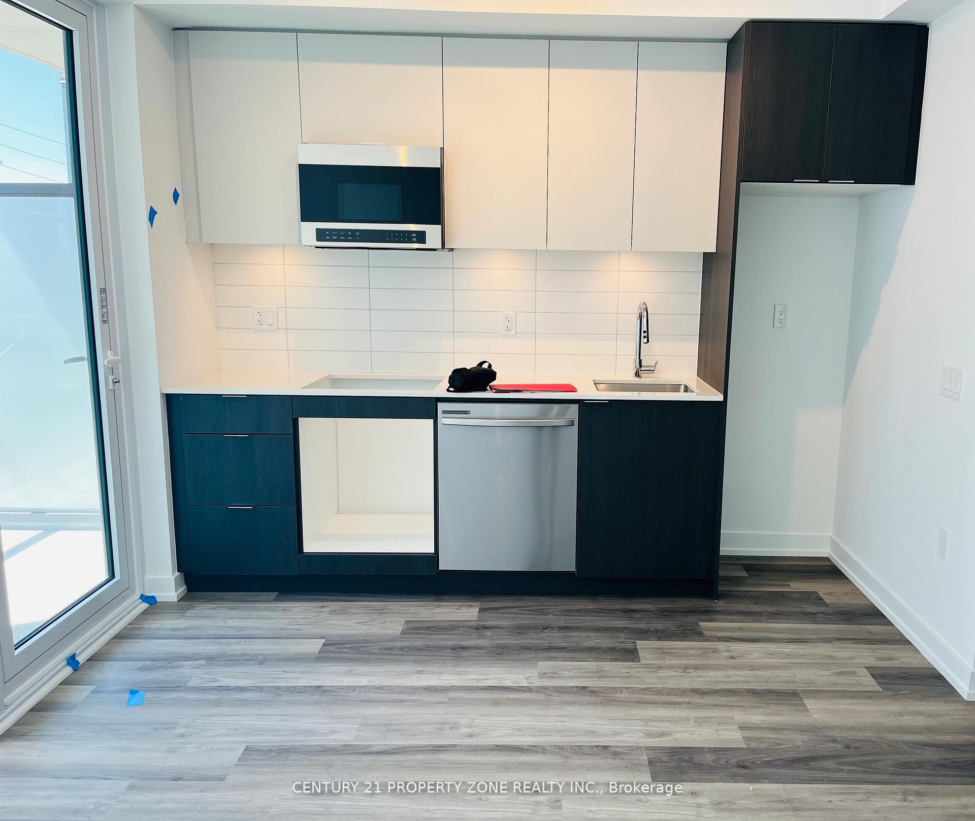 Photo 3 of Unit 305, 6 Chartwell Road, Etobicoke, Stonegate-Queensway — HOMEH