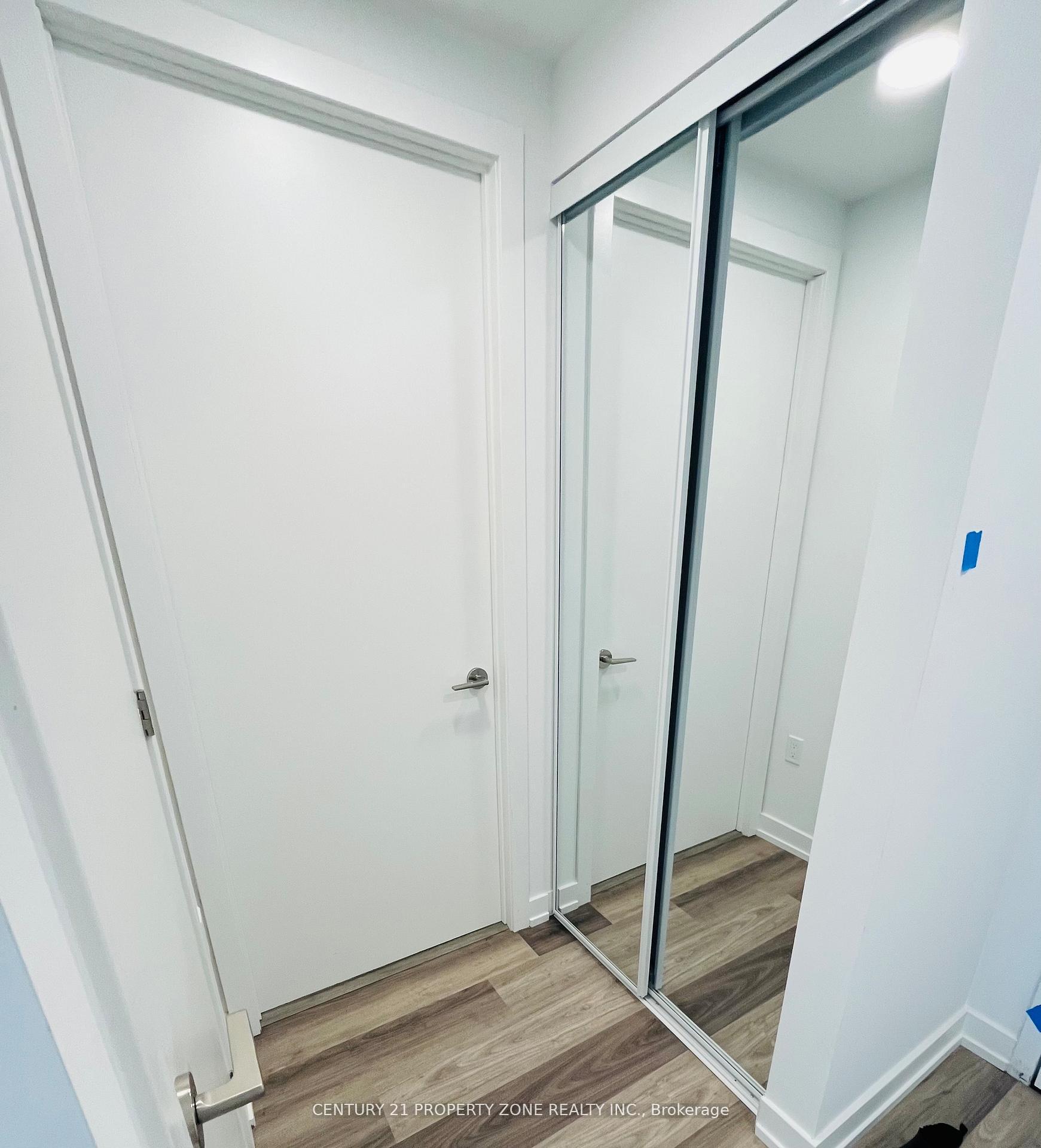 Photo 5 of Unit 305, 6 Chartwell Road, Etobicoke, Stonegate-Queensway — HOMEH