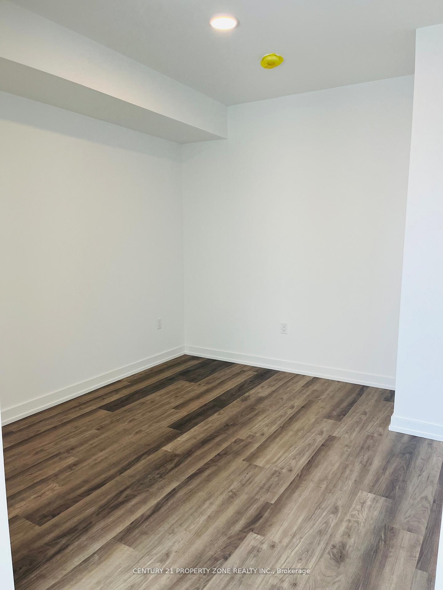 Photo 9 of Unit 305, 6 Chartwell Road, Etobicoke, Stonegate-Queensway — HOMEH