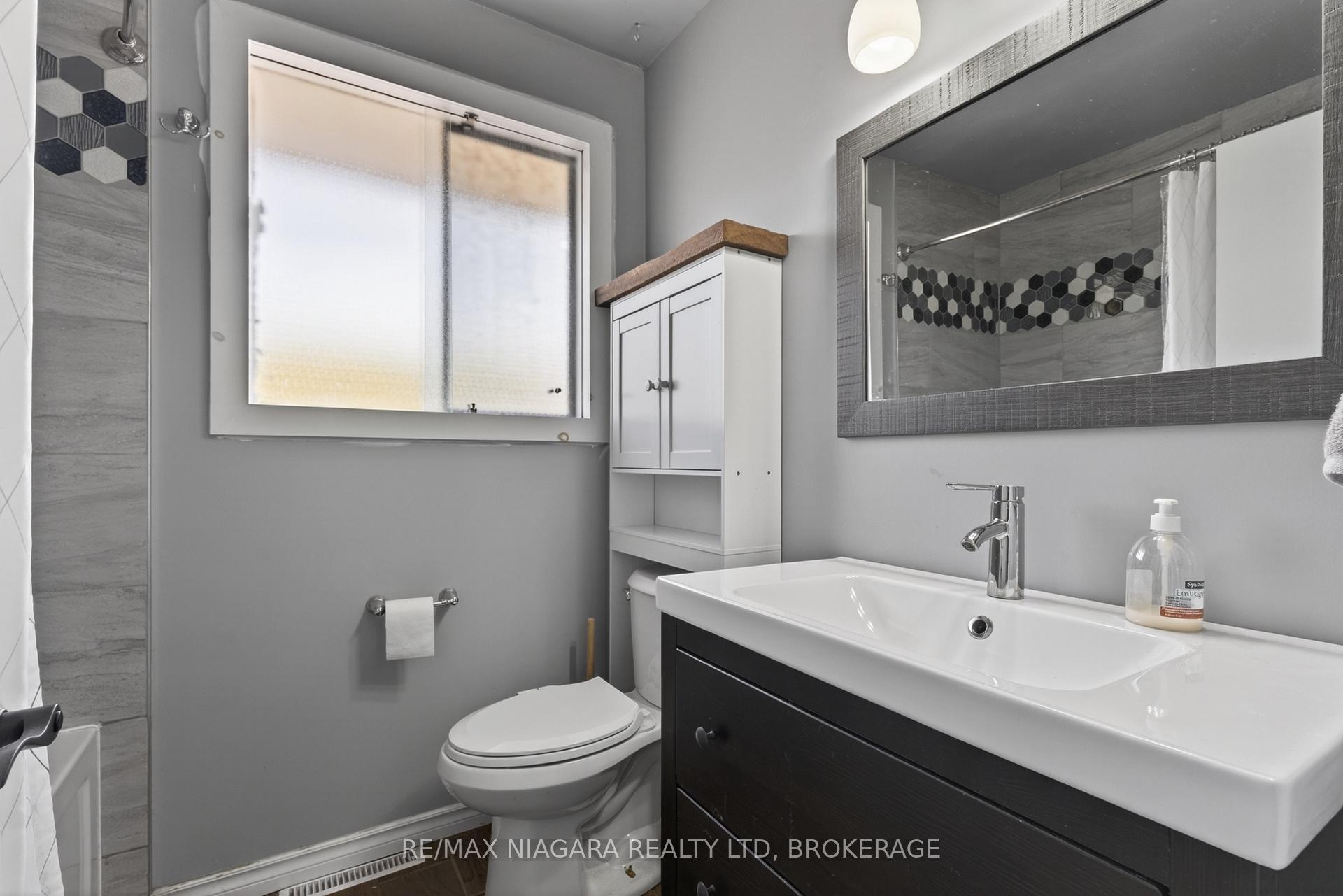Photo 17 of 414 Bunting Road, St. Catharines, Carlton/Bunting — HOMEH