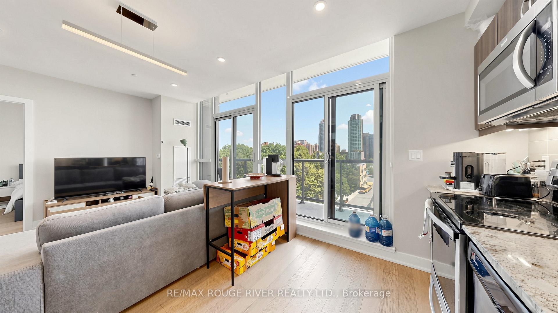 Photo 10 of Unit 503, 1486 Bathurst Street, Toronto, Humewood-Cedarvale — HOMEH
