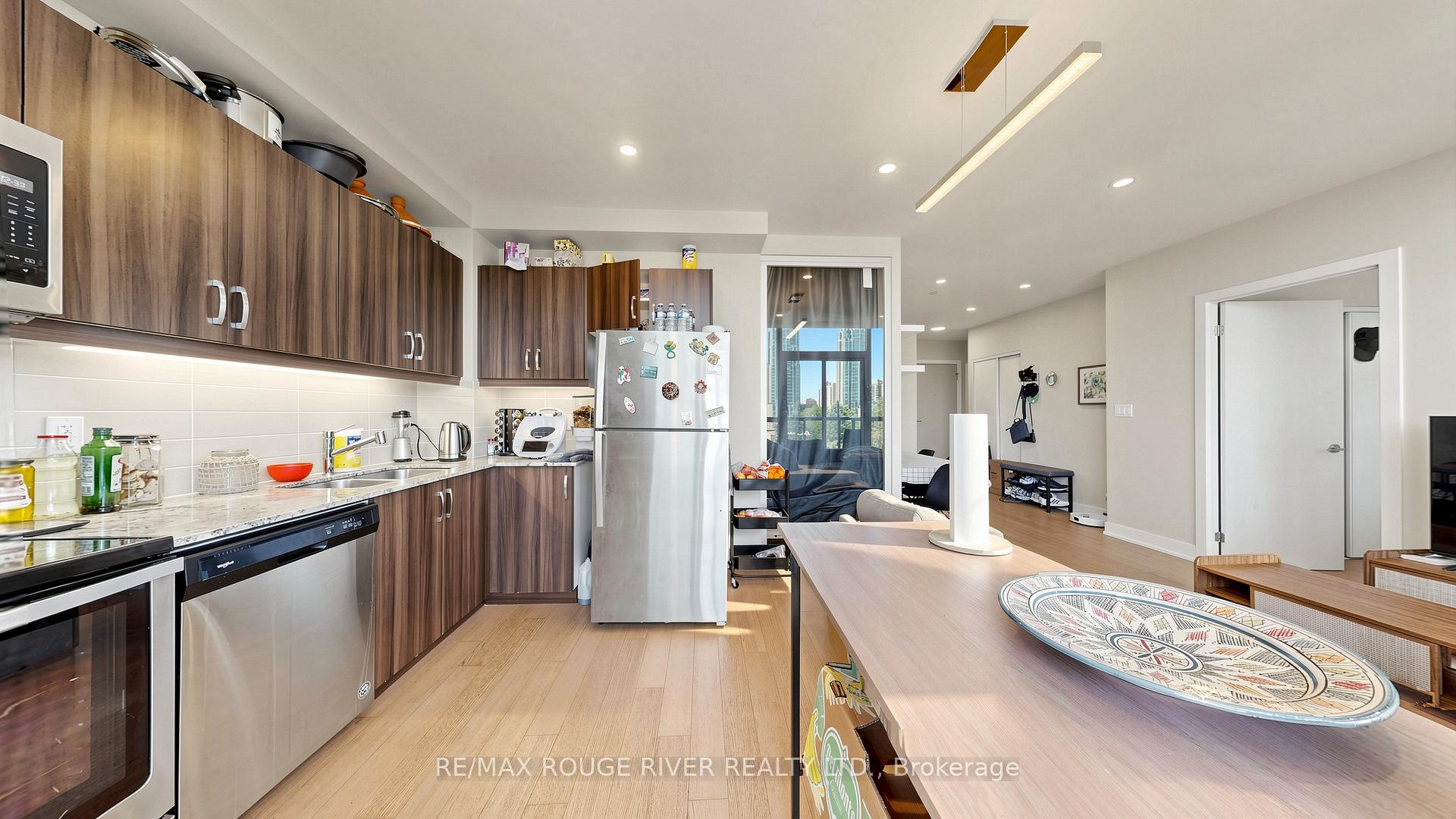 Photo 11 of Unit 503, 1486 Bathurst Street, Toronto, Humewood-Cedarvale — HOMEH