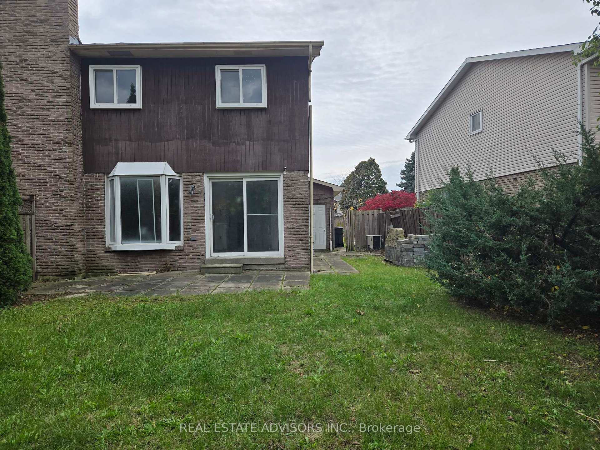 Photo 2 of 238 Braymore Boulevard, Scarborough, Rouge — HOMEH