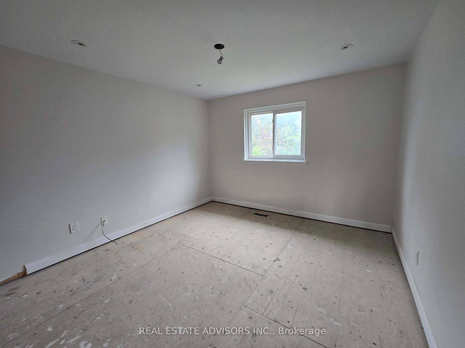 Photo 13 of 238 Braymore Boulevard, Scarborough, Rouge — HOMEH