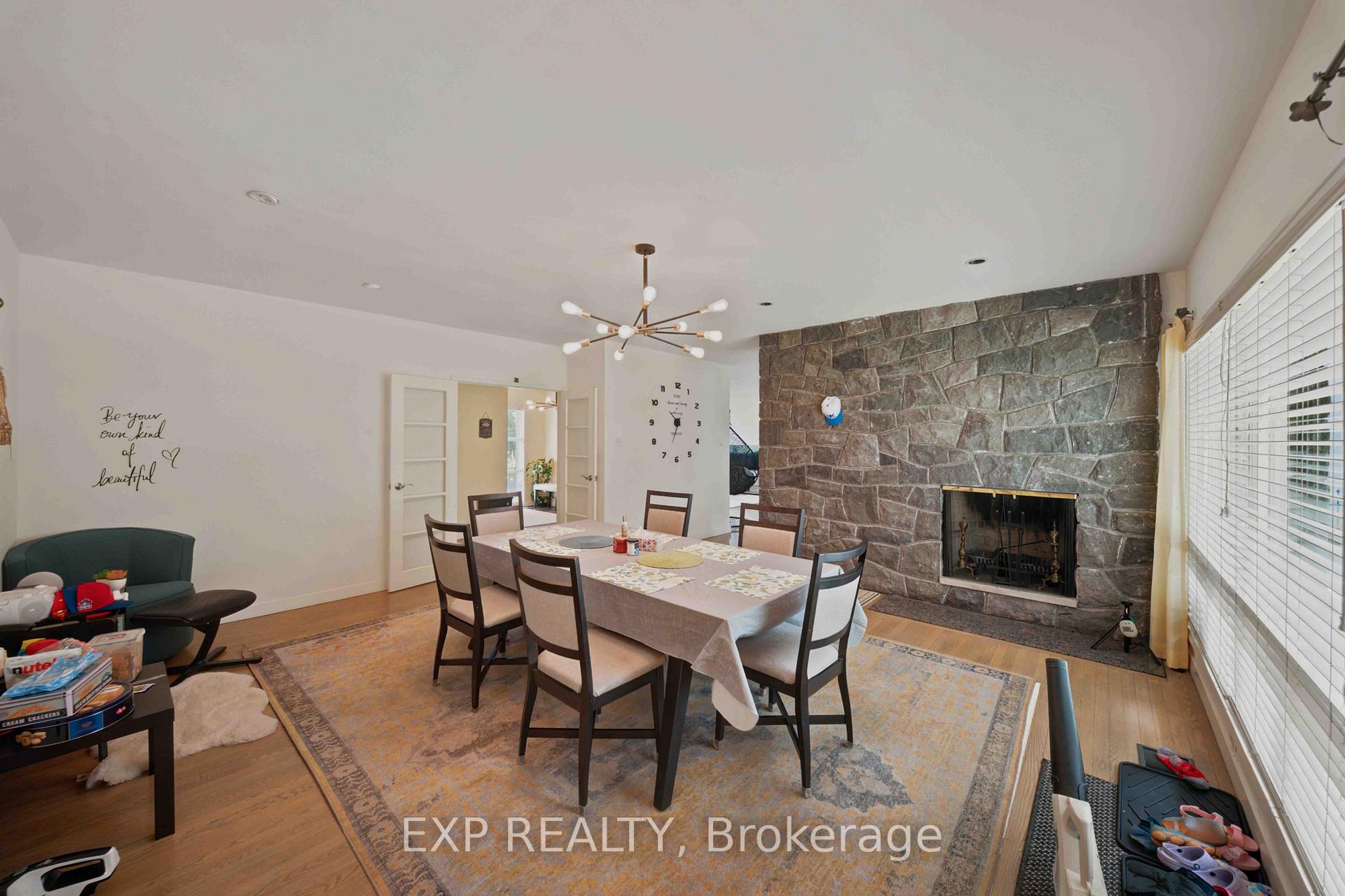 Photo 10 of 304 Roger Road, Ottawa, Alta Vista/Faircrest Heights — HOMEH